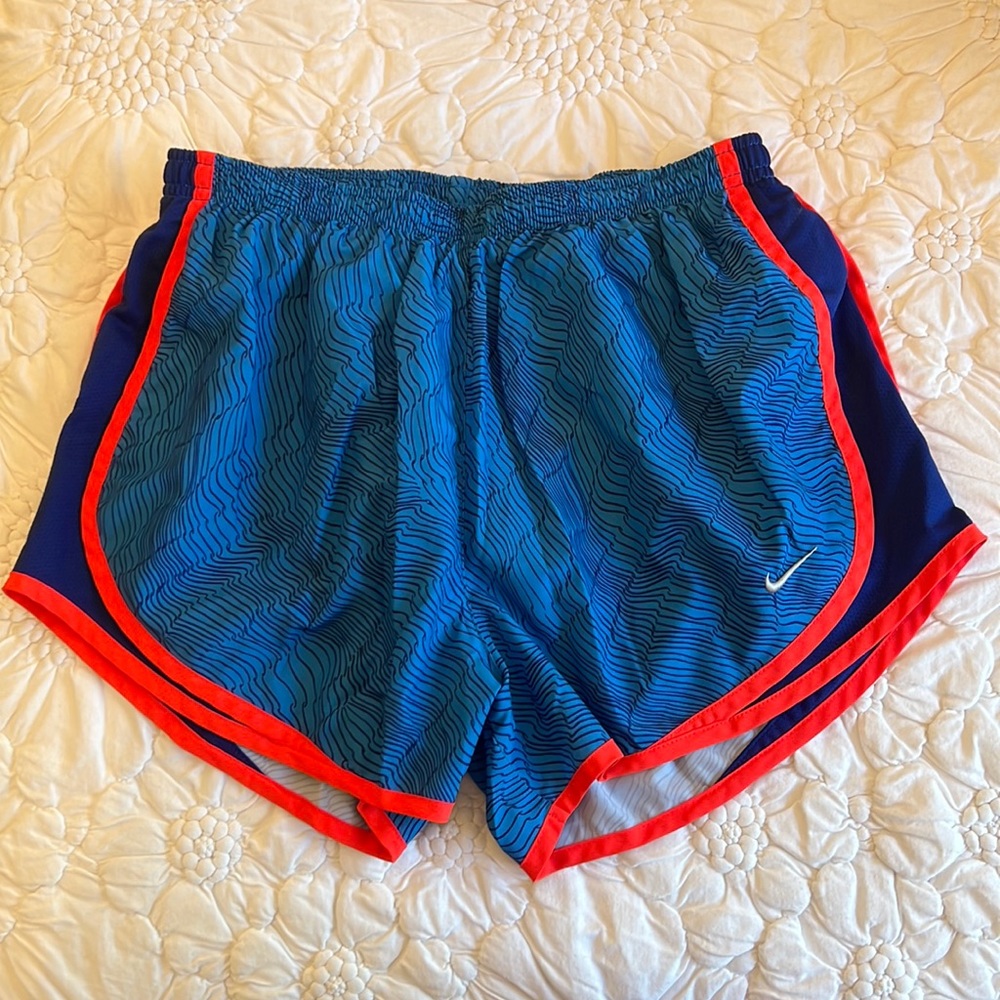 Nike wave athletic shorts